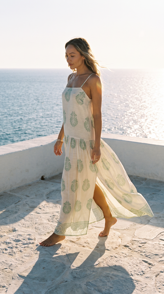 Amelia Longline Maxi