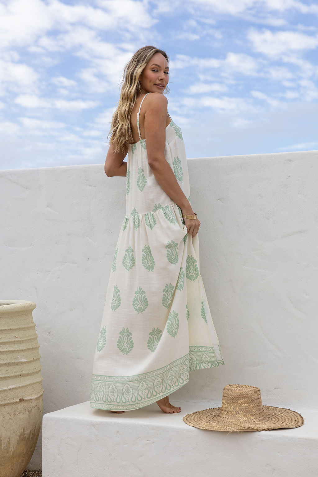 Amelia Longline Maxi